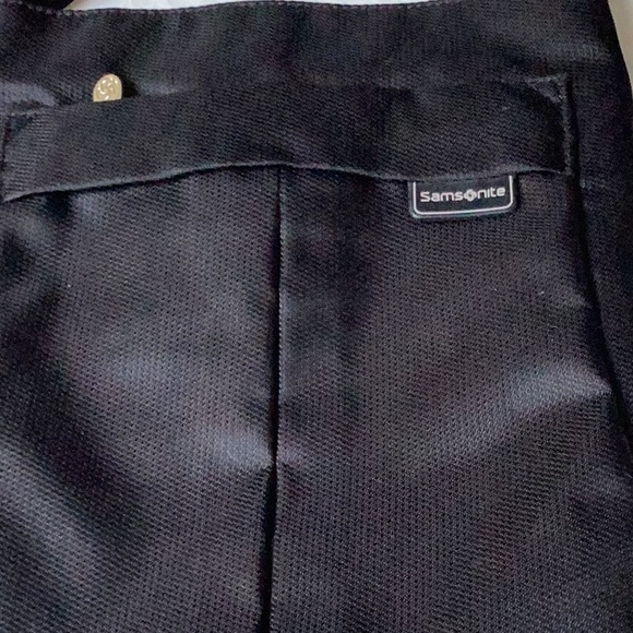 Samsonite crossbody purse - Picture 2 of 4